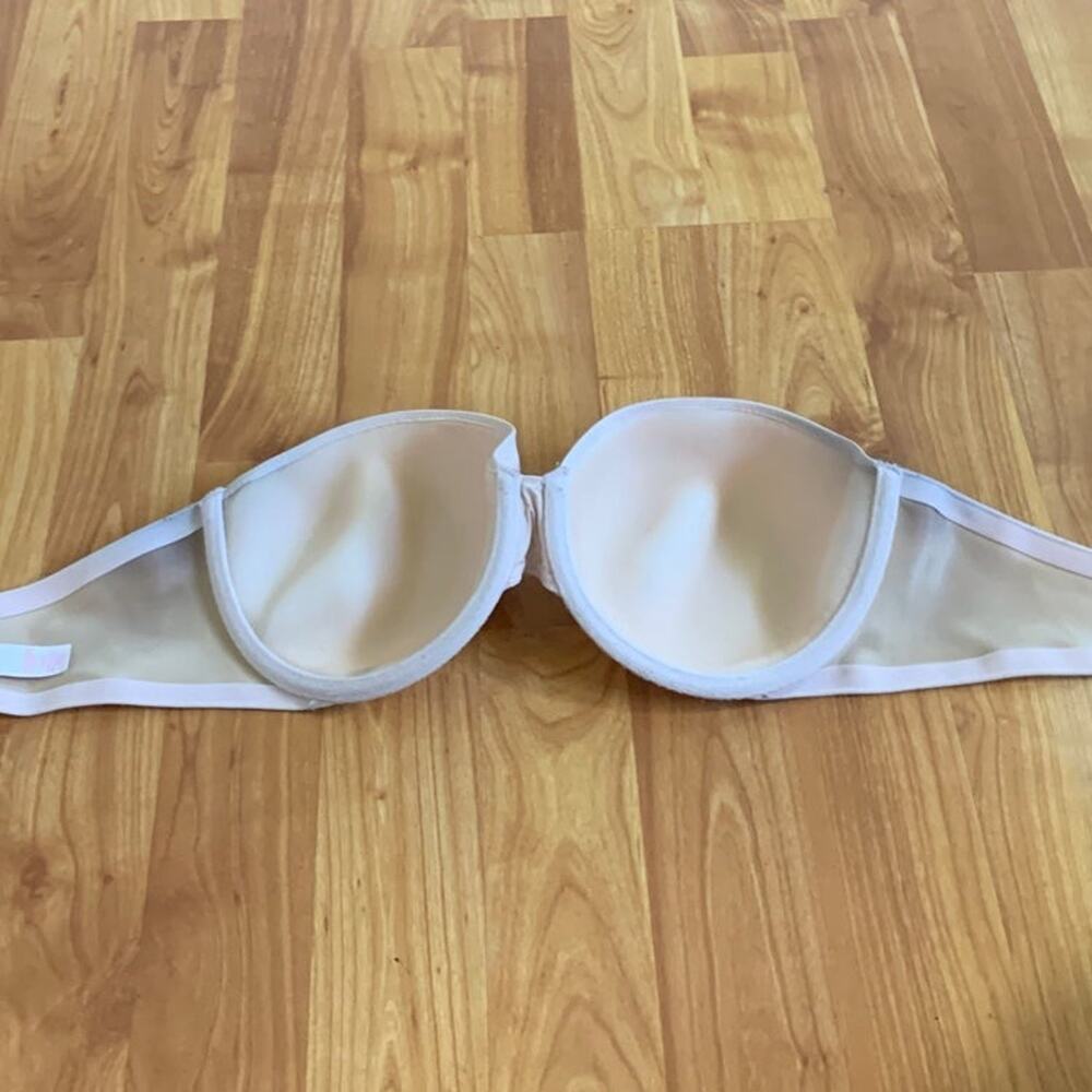 Victoria‎ Secret strapless Bra - Picture 2 of 4